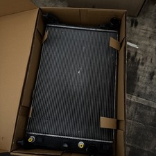 NRF 58335 K&uuml;hler Motork&uuml;hlung f&uuml;r MERCEDES BENZ C KLASSE E SLK GLK S204 W204