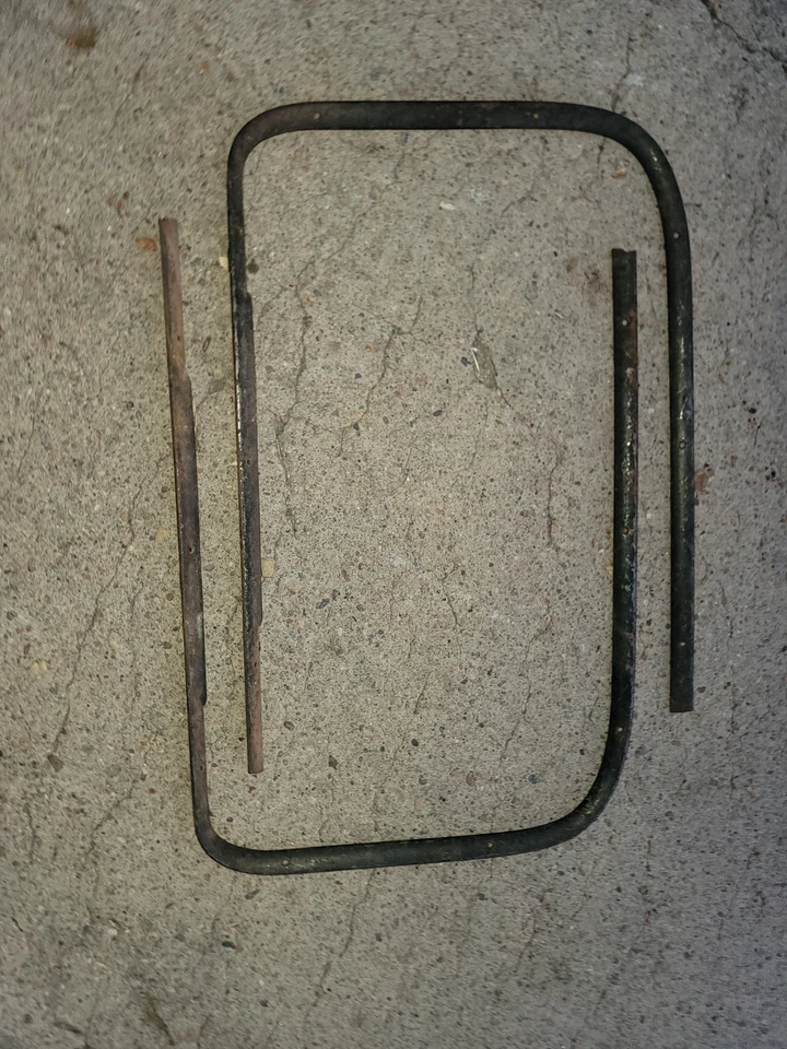 1948 1953 ERA DODGE PICKUP PANEL TRUCK INNER WINDSHIELD GARNISH TRIM MOLDINGS OE Foto 3 de 4