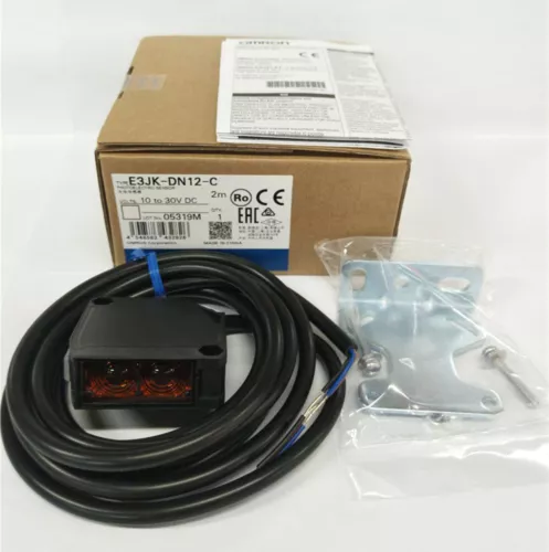 new omron E3JK-DN12-C photoelectric sensors 10 to 30V DC Fast Ship