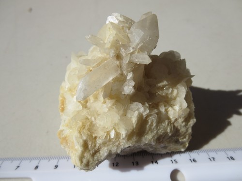 537 MAGNESIT & QUARZ EXEMPLAR. RADIUM, B.C. EX GESCHLOSSENER OLD TIME ROCK SHOP - Bild 2 von 6