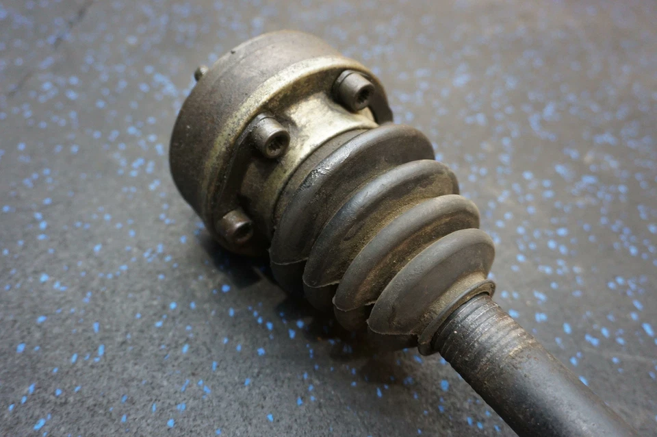 Eje trasero izquierdo o derecho CV manual 95133203807 Porsche 944 Turbo 1987-1991 Foto 4 de 4