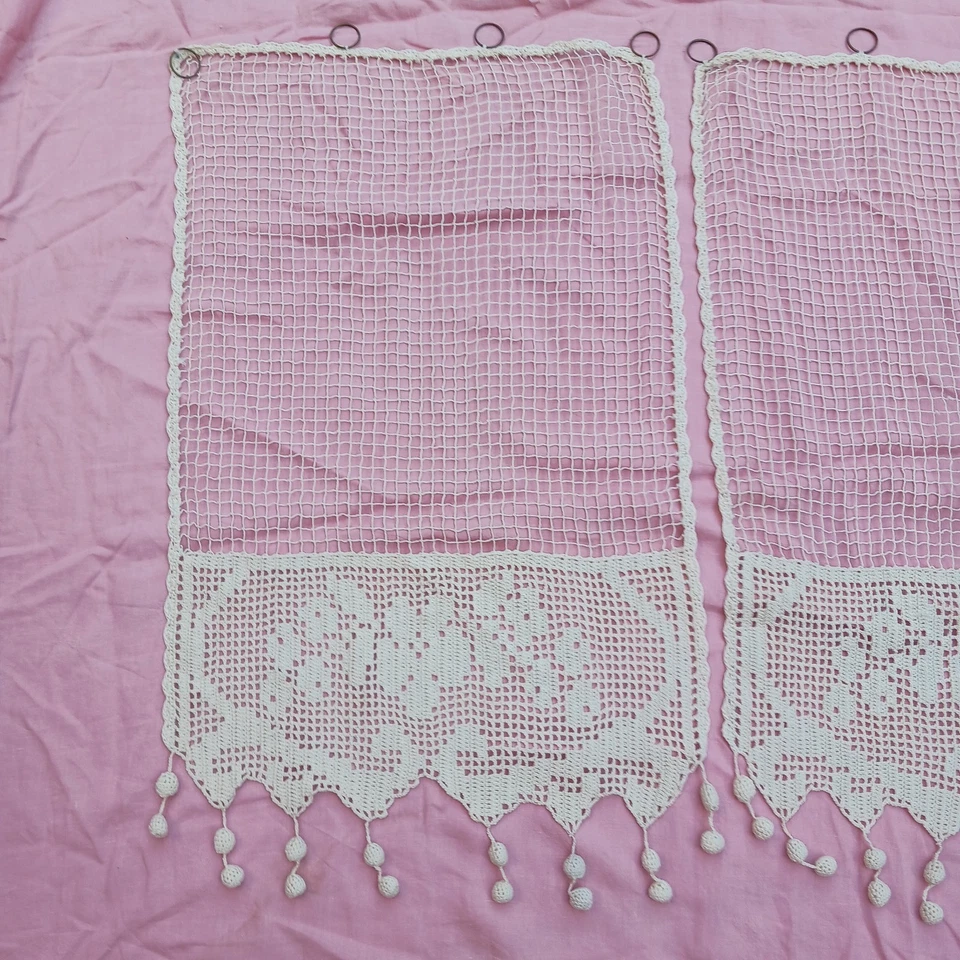 paire de rideau ancien filet et crochet fait main largeur 38 cm hauteur 64 cm - Photo 2/4