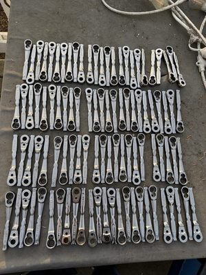 #ad 100 Kobalt USA 1 4” Ratchet Forgings Bodies AND LEVERS ONLY NO GUTS 22315 $45.00