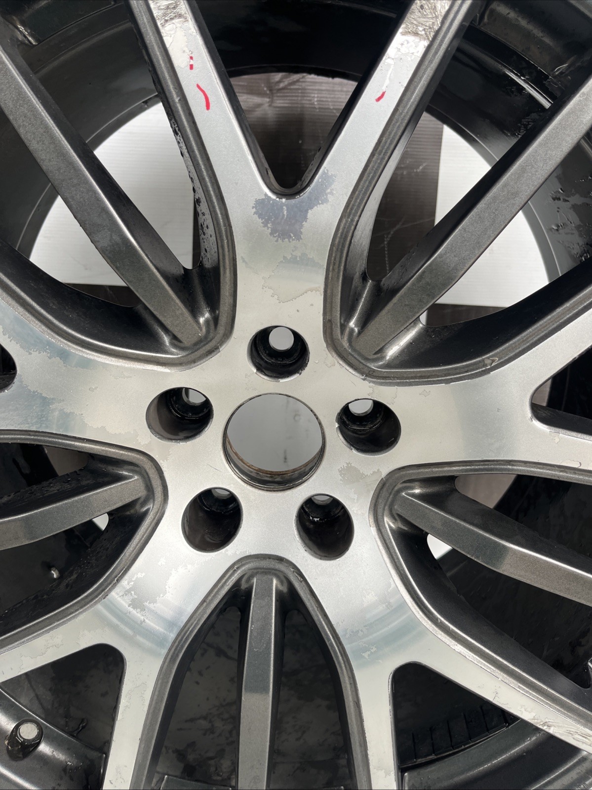 2016 - 2024 Maserati Levante Wheel Rim 21x10.5 Used Oem 670044711