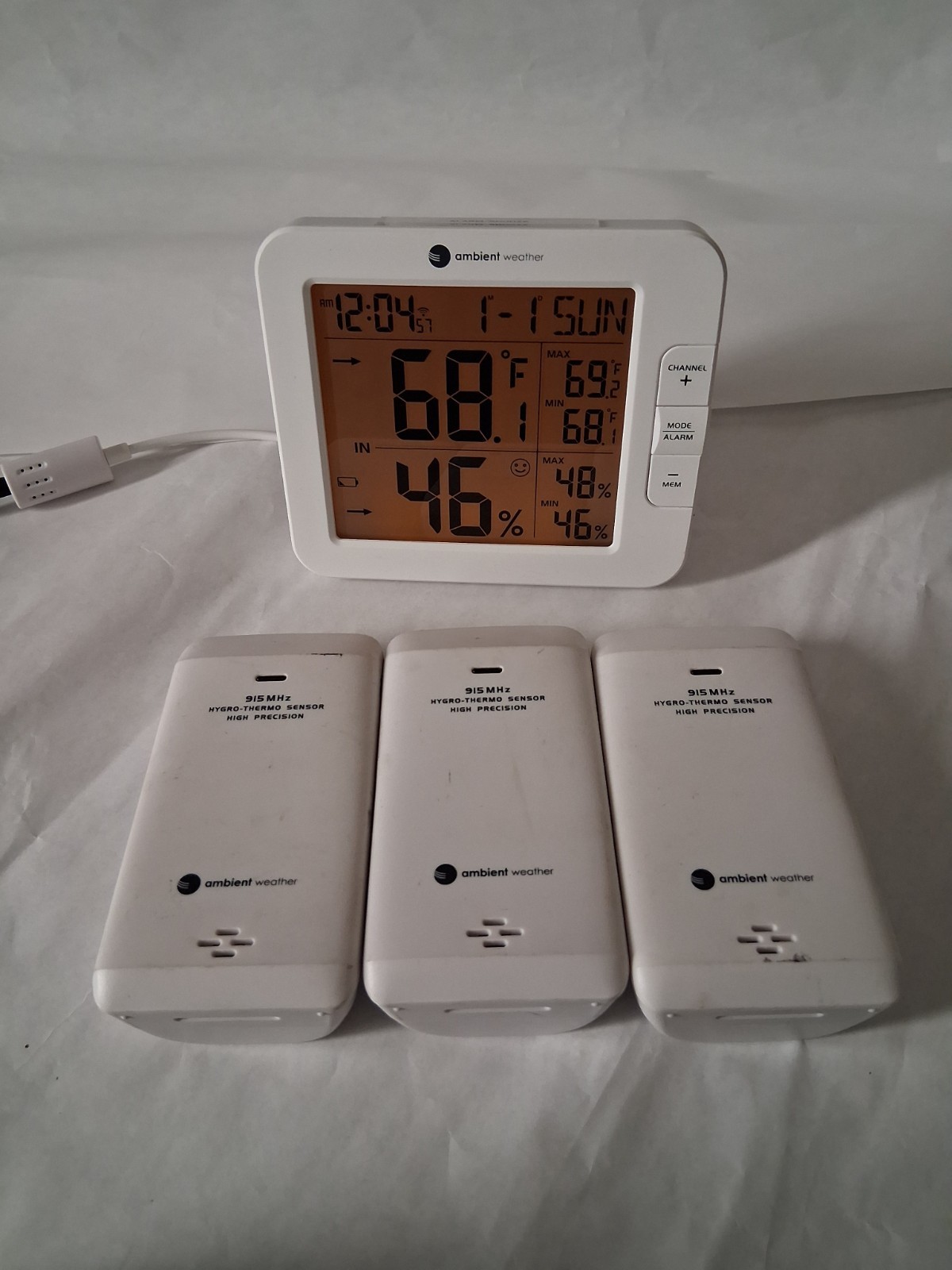 Ambient Weather  station WS-8482 wireless 7-Channel  Remote Monitoring 3 SENSORS