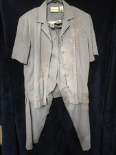 Lavender Size 12 Women's 2-piece pantsuit Shoulder Pads Alfred Dunner