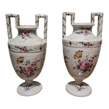 Coppia di vasi in maiolica Ferniani, Faenza, del XVIII secolo