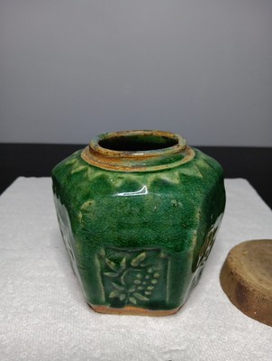 Antique Chinese Green Glazed Pottery Ginger Jar Decoration 6