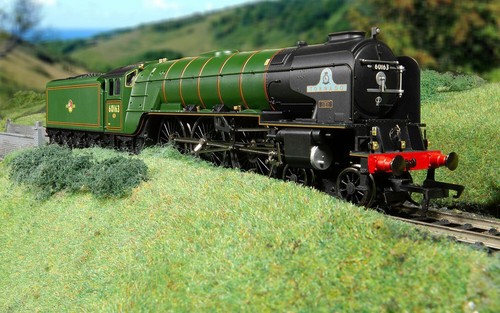HORNBY R30086 BR 60163 TORNADO PEPPERCORN A1 CLASS 4-6-2 STEAM LOCOMOTIVE - BNIB - Bild 5 von 5