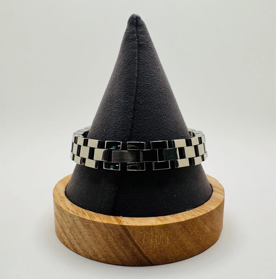 Brazalete de eslabones de acero inoxidable para hombre con circonita cúbica tono plata pesado Foto 3 de 4