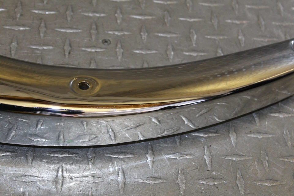 Suzuki Boulevard C50 2006 guardabarros trasero derecho pasajero riel de agarre Foto 4 de 4