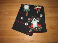 New WORLD MARKET Embroidered Applique Cuckoo Clock & Cardinal Table Runner