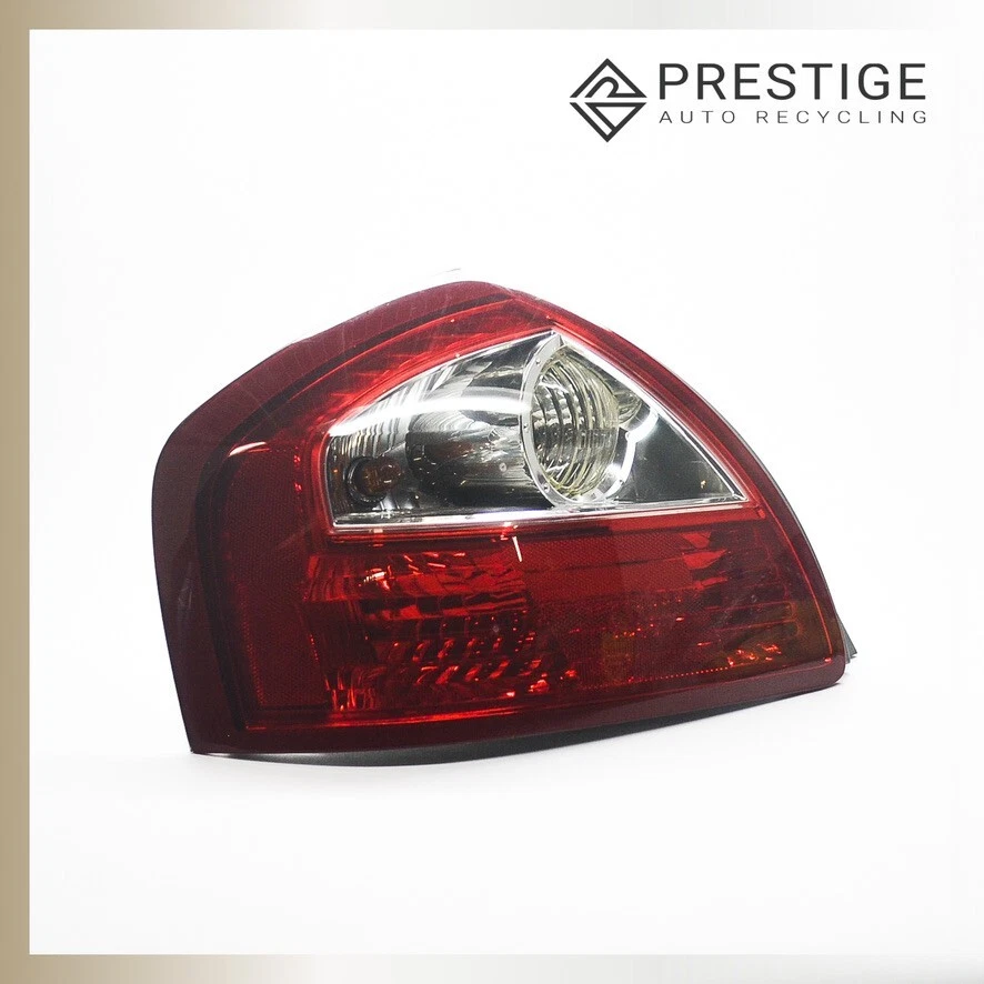 Conjunto de luz trasera izquierda Infiniti Q45 2002-2004 sedán 26555-AR026 OEM Foto 2 de 4