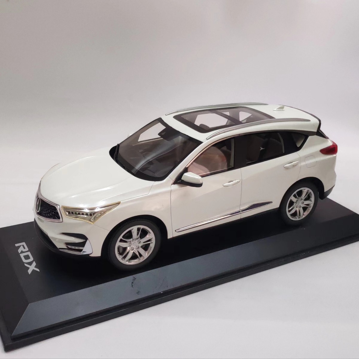 1/18 ACURA RDX SUV / China HONDA Acura 2021 Very rare! Dealer