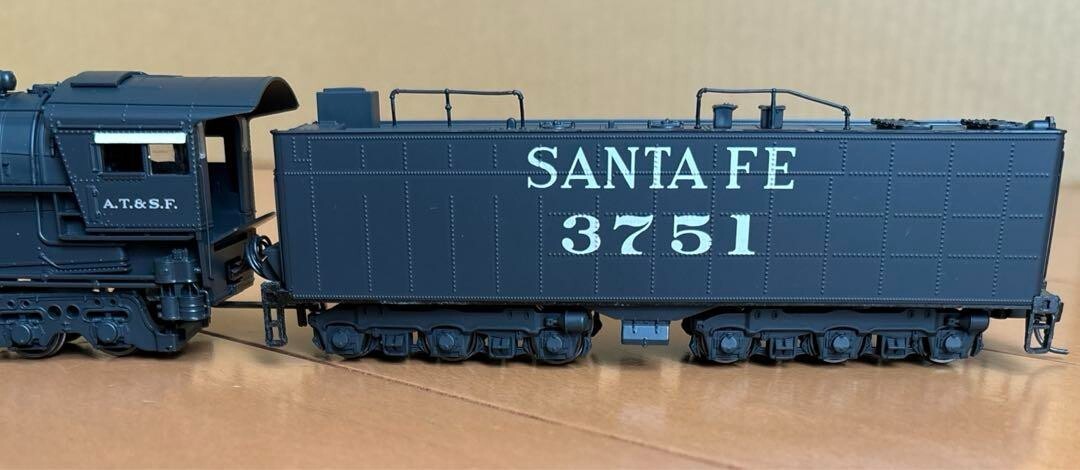 ブロードウェイ リミテッド ATSF 4ー8ー4 3751 045 Broadway Limited 045 HO ATSF 4-8-4 Steam Loco & Tender #3751