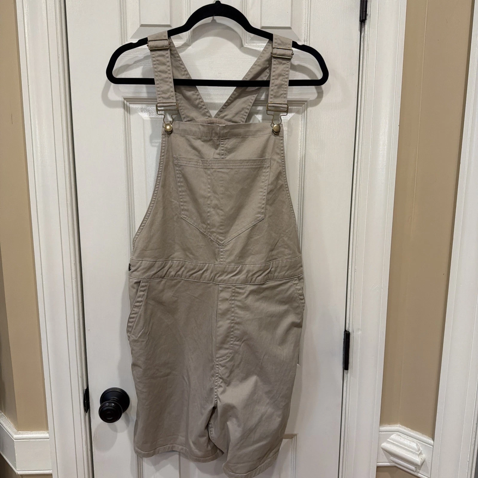 Toad & Co Overall Shorts Womens L 100% Organic Cotton Chore Khaki Gardening
Opens in a new window or
