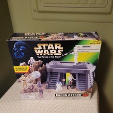 Kenner Star Wars Power of The Force Endor Attack 1997 Playset - SEE DETAILS