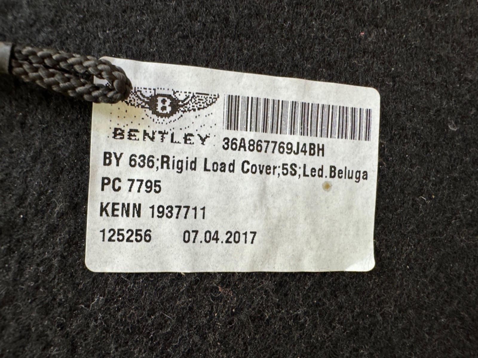 Bentley Bentayga 2015-2020 Cargo cover