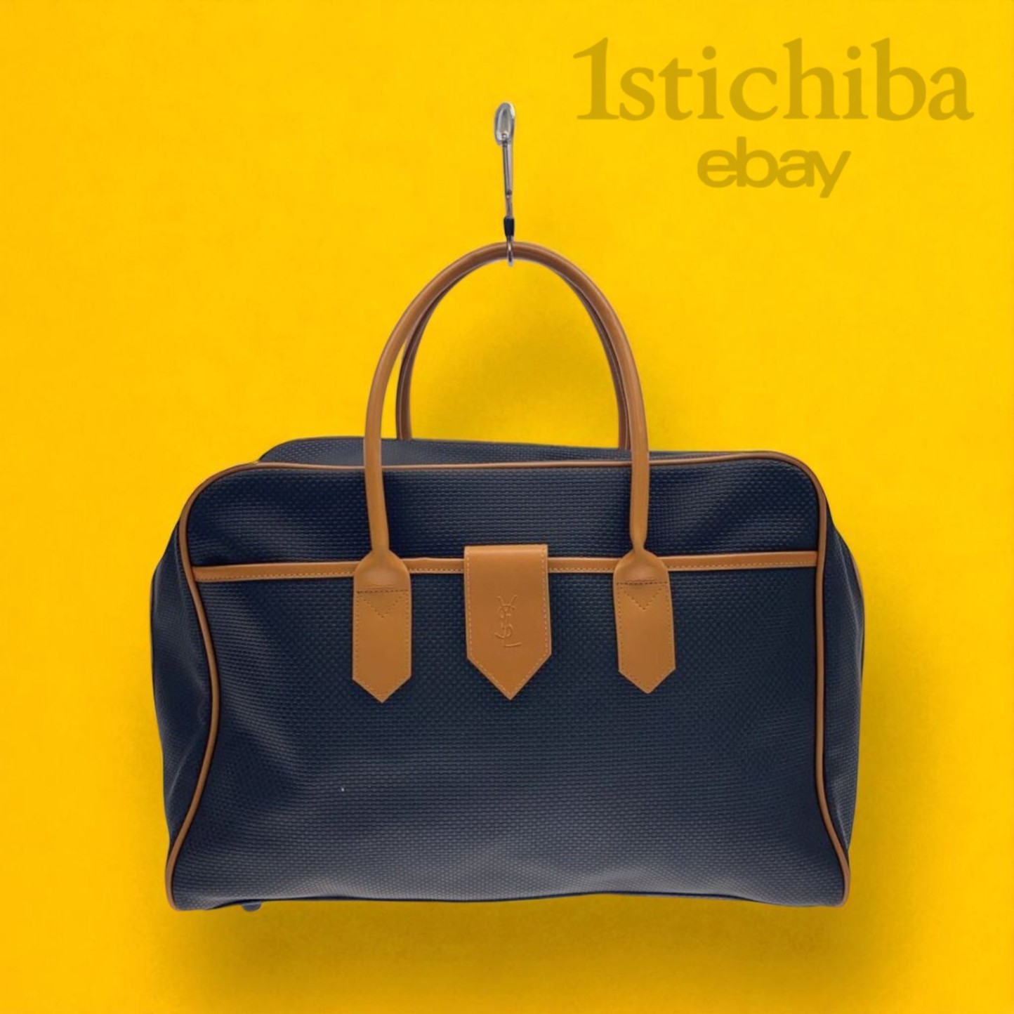 Borsa Yves Saint Laurent Boston in pelle nera usata elegante compatta