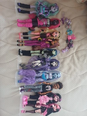 Monster High G3 dolls with all accessories included - Bild 1 von 4