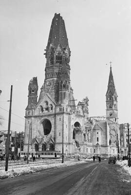 Berlin city authorities decided blow up bomb scattered Kaiser Wilhe- 1949 Photo