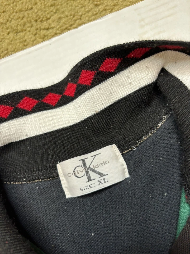复古 90 年代 Calvin Klein 套衫男式 XL 红色黑色领运动衫罕见 — 第 2/3 张图片