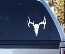 Deer Skull - Vinyl Decal Outdoor Weatherproof