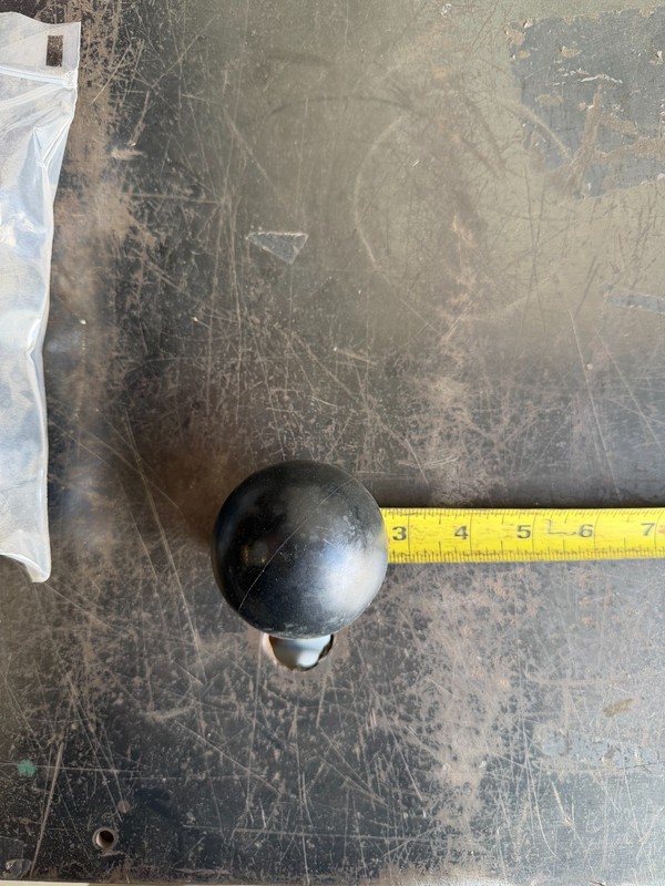 NOMAD VALVE BALL, BUNA. 4 PIECES