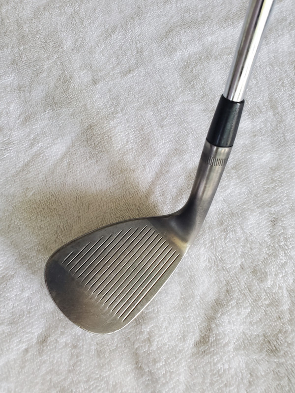 Nice RH Titleist Vokey SM5 Black M Grind Wedge 54°-10