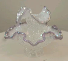 FENTON Opalescent Diamond Lace PLUM CREST Mini Epergne Single Horn