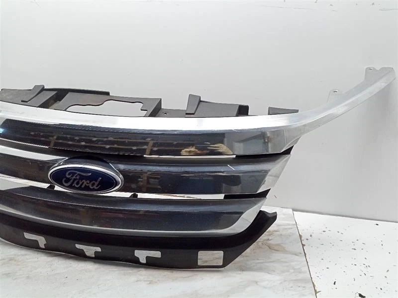 Grille Upper Bright Chrome Assembly Fits 10-12 FUSION 145657 Foto 3 de 4