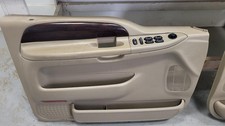 2006 Ford F350 Super Duty Pickup Left Front Door Panel Tanwoodgrain King Ranch