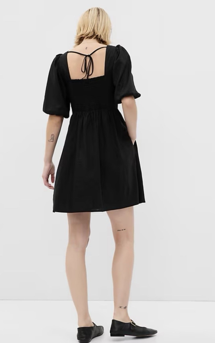 ● GENERALIDEA ● Linen Blend Puff Mini Dress GAP Linen-blend Puff Sleeve Mini Dress Black Square Neck