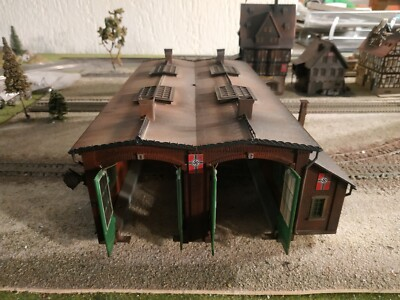 #ad VOLMER BUILDING FOR WWII MILITARY THEMES ENGINE TERMINAL WITH MECHANICAL DOORS $90.00