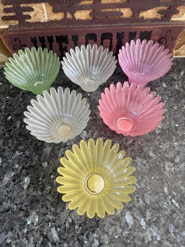 6 Sweet Multi Color Frosted Glass Daisy Flower Votive Cup Sconce Candleholder - 第 7/7 張圖片