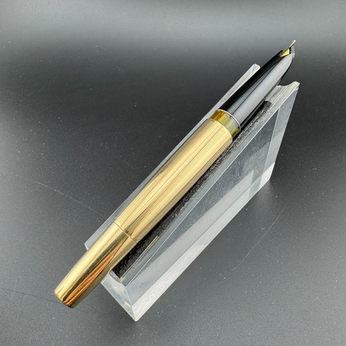 Montblanc Meisterstück No. 82 Rolled Gold Fountain Pen 18C Gold OB Nib Serviced - 第 6/12 張圖片