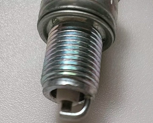 champion S60937 N8 Single Spark Plug New - Picture 8 of 9