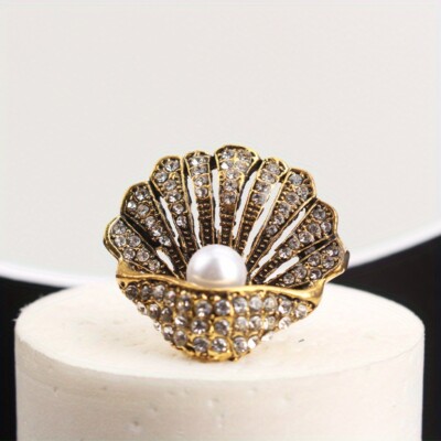 High-end Design Sophisticated Elegant Simple Creative Vintage Shell Pearl Brooch