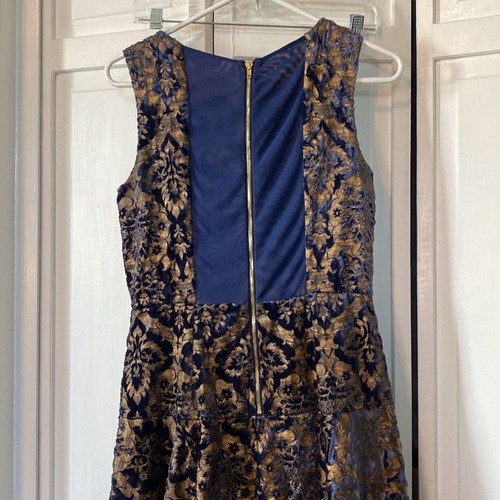 Vintage 1990s Betsey Johnson blue and gold brocade party dress. Size 6 - Picture 7 of 9