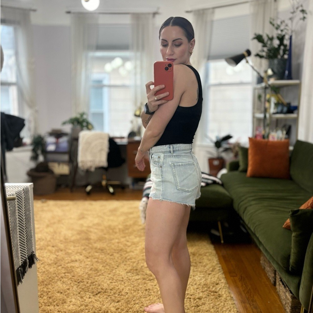 Zara Basic distressed High Rise Light Denim Jeans Sz 4 thumbnail 4