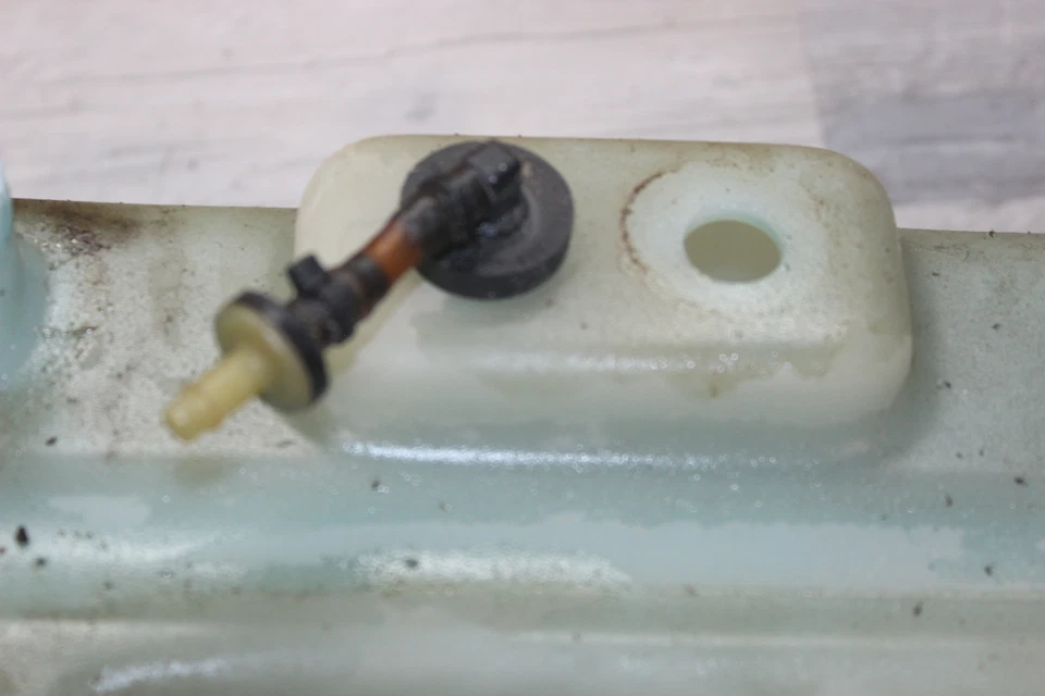 Sea-doo GTX 1994 depósito de tanque de aceite Foto 2 de 4