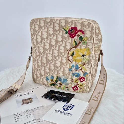 Sac bandoulière femme Dior fleur oblique 21 × 23 121841542