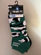 NEW North Dakota Fighting Hawks Men’s 3 Pair Ankle Socks Size L 10-13