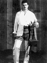 Longhunter Leather Accessories Pattern - Picture 2 of 3