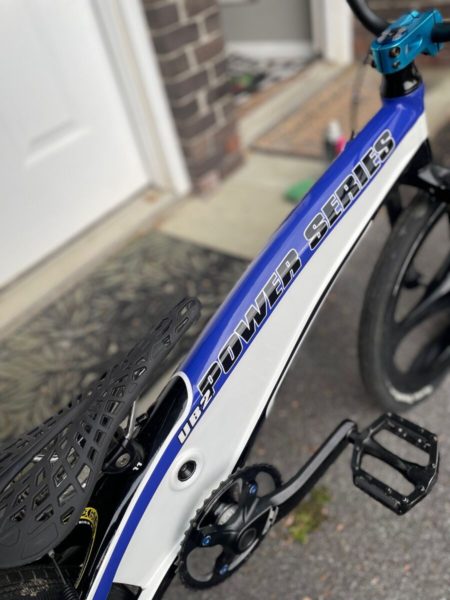 GT Bicycles Power Series Ultra Box Carbon UB2 BMX | eBay GT Bicycles Power Series Ultra Box Carbon UB2 BMX | eBay