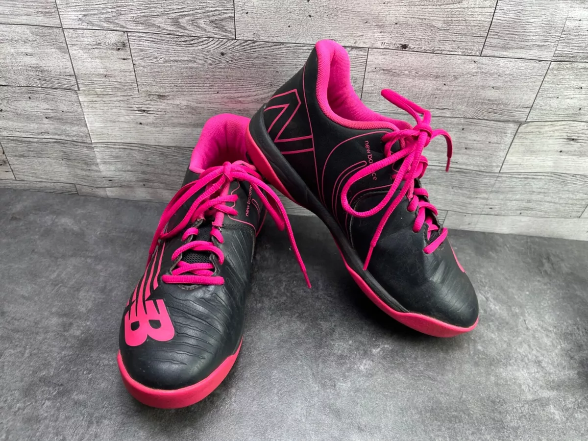 Big 5 hotsell new balance shoes