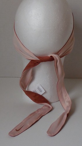 Nike Dri-Fit Reversible Bandana Head Tie Echo Pink/Dusty Peach/Pink Quartz - Picture 7 of 11