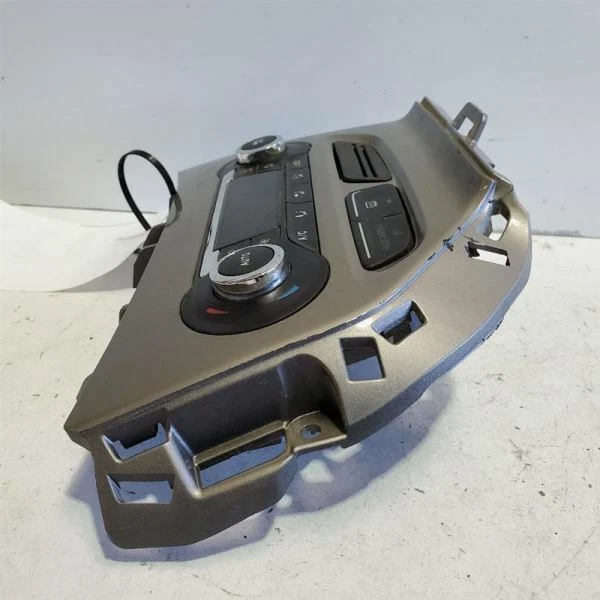 2012 - 2013 年,福特福克斯,温度控制手册,零件编号:BM5Z-19980-B — 第 3/4 张图片