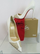 NIB LOUBOUTIN BARETA WHITE LEATHER GOLD TONE STUDDED SPIKES CLASSIC PUMPS 39