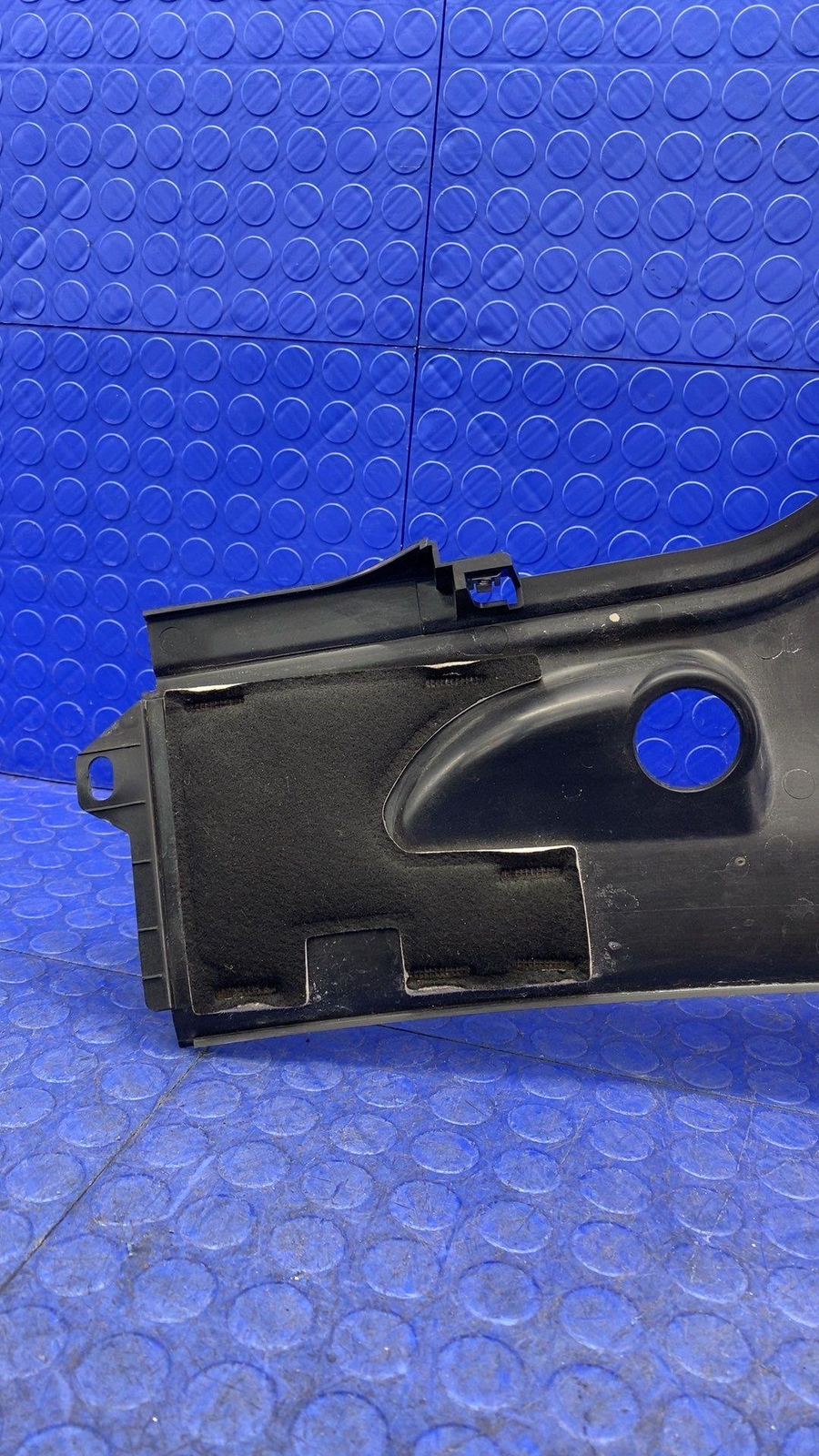 2008-2014 FERRARI CALIFORNIA FRONT LEFT WINDSHIELD COWL COVER PANEL 82501600